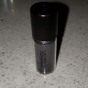 MAC pigment